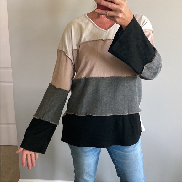 Waffle Knit, Color Block Long Sleeve Tunic Top - Picture 5 of 11